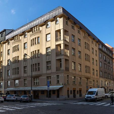 Riverside Spirit Prag Exterior foto